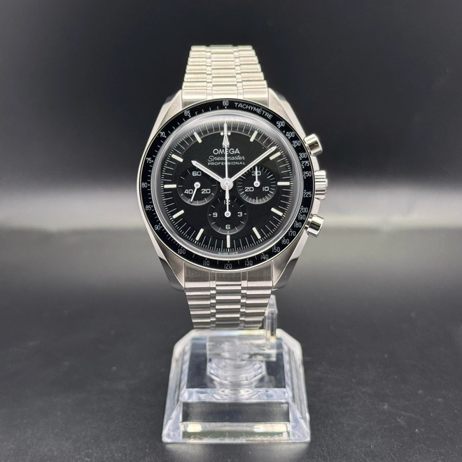 Speedmaster Moonwatch - 138