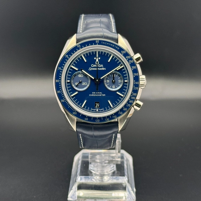 Speedmaster Moonwatch Chronograph - 159