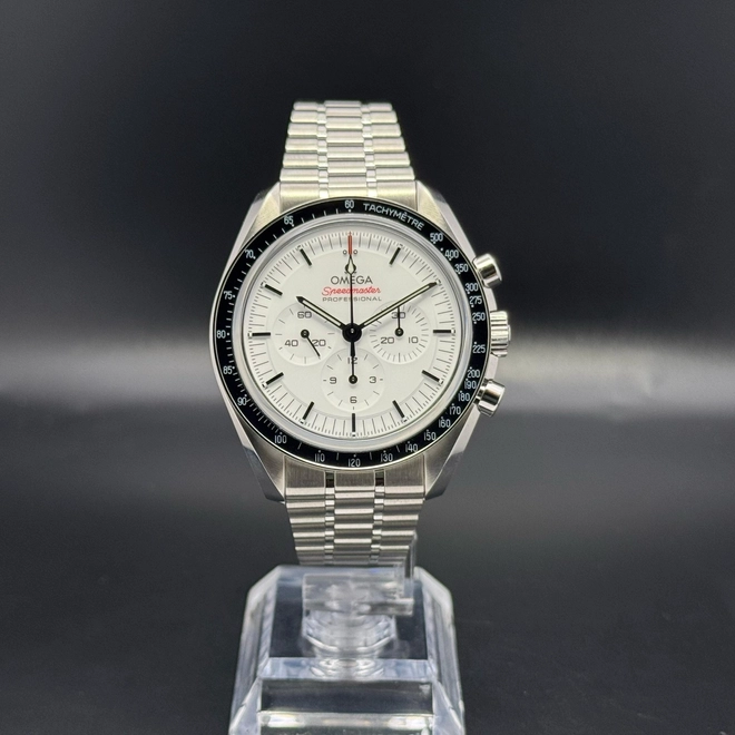 Speedmaster Moonwatch -0421