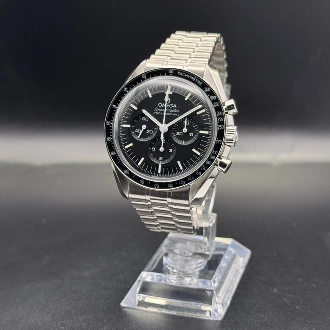 Speedmaster Moonwatch - 138