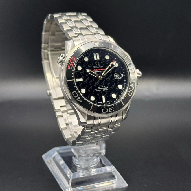 Omega Seamaster Diver 300 M James Bond - 192