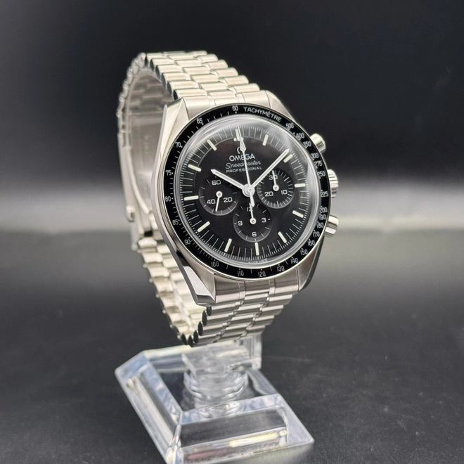 Speedmaster Moonwatch - 138