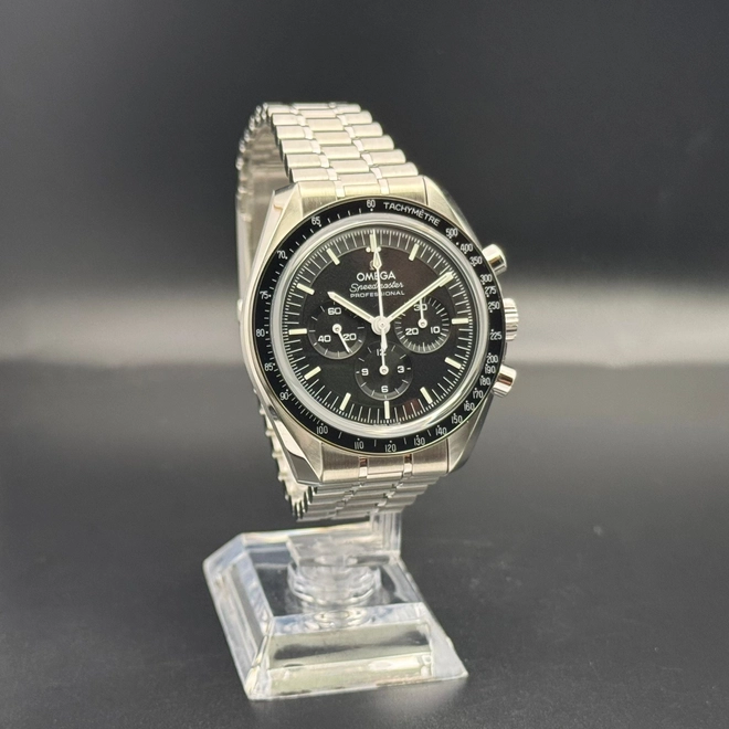 Speedmaster Moonwatch - 156