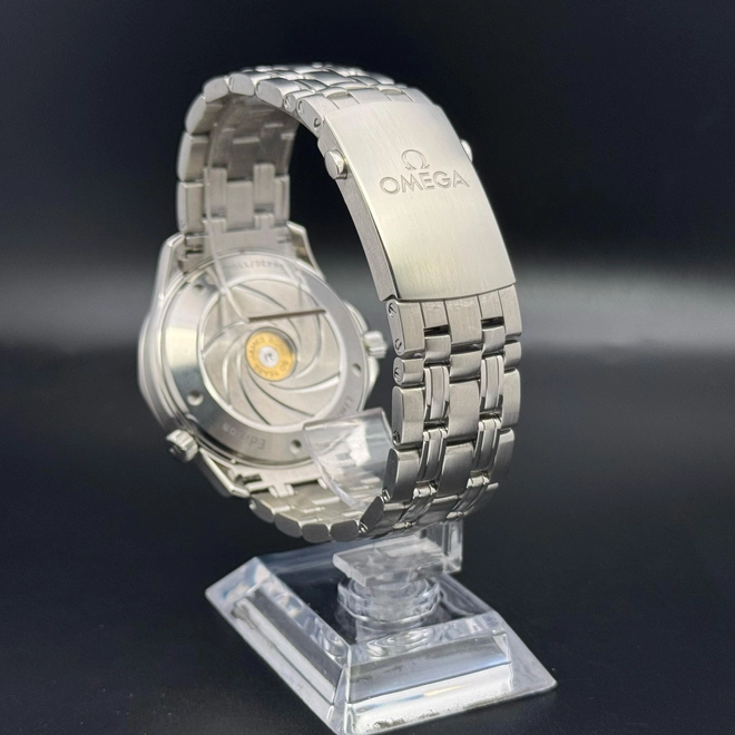 Omega Seamaster Diver 300 M James Bond - 192