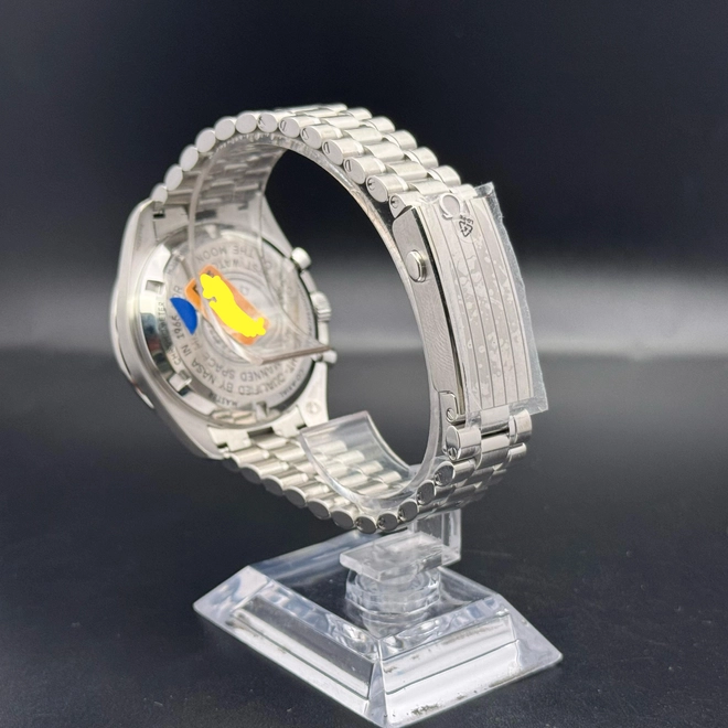 Speedmaster Moonwatch - 138