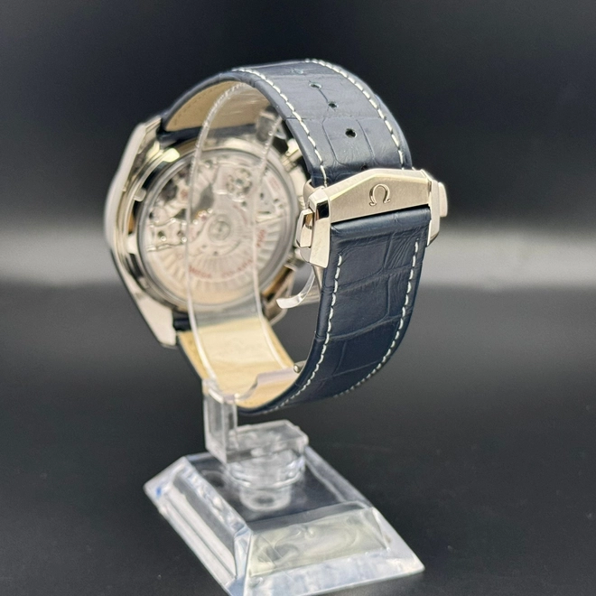 Speedmaster Moonwatch Chronograph - 159