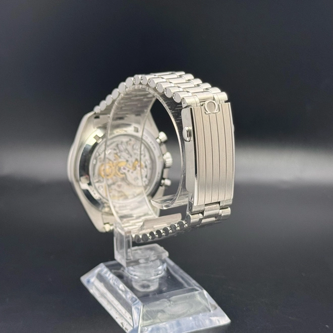 Speedmaster Moonwatch -0421