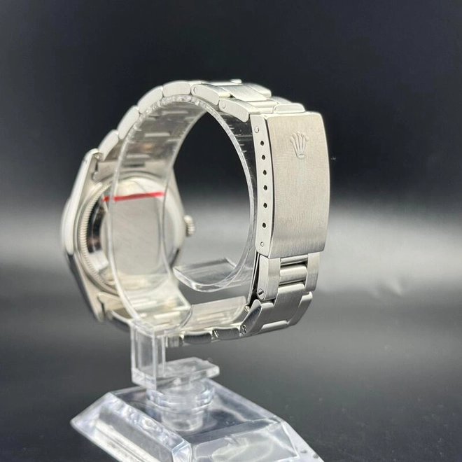 Oyster Perpetual Date -0523