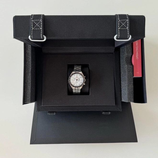 Speedmaster Moonwatch -0421