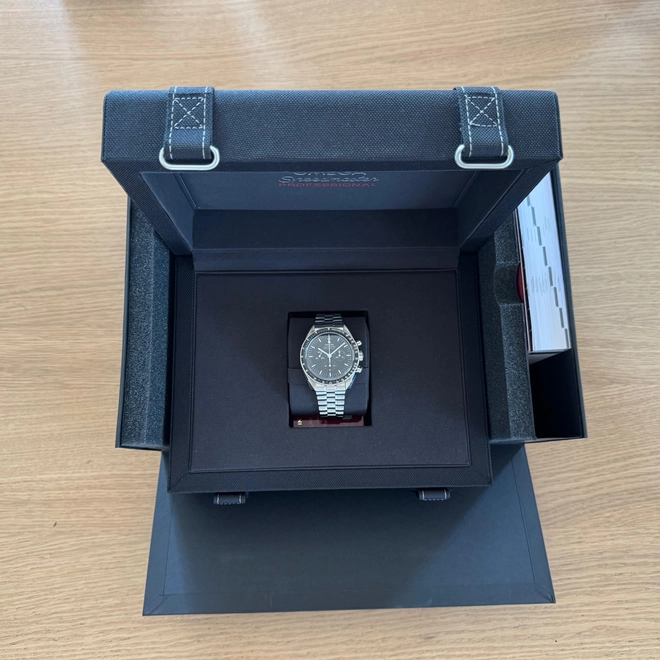 Speedmaster Moonwatch -0429