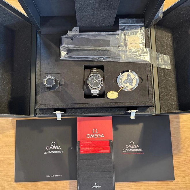 Speedmaster Moonwatch -0477