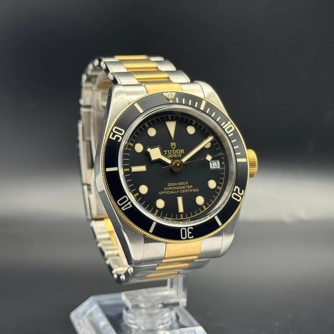 Black Bay S&amp;G -0456