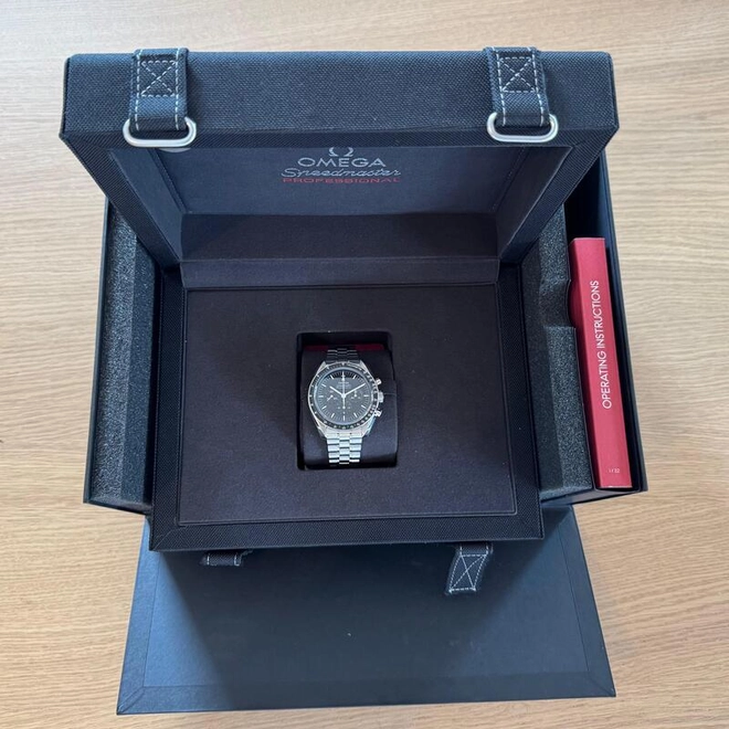 Speedmaster Professional Moonwatch -0457