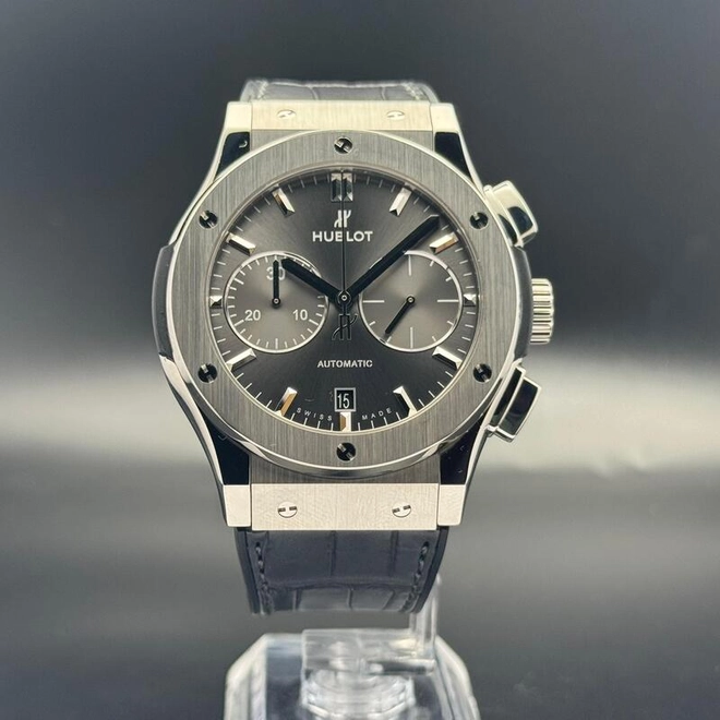 Classic Fusion Racing Grey Chronograph -0459