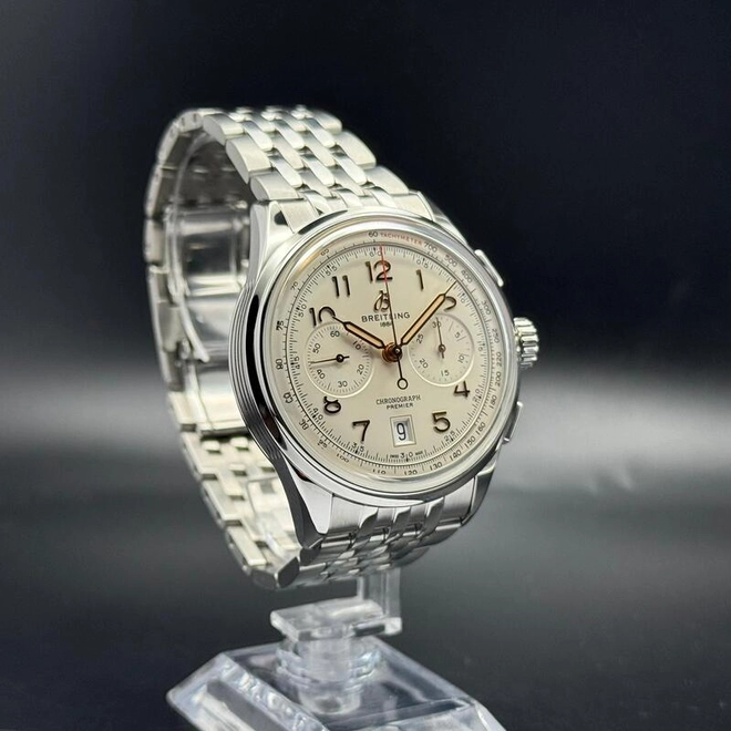 Premier B01 Chronograph 42 -0591