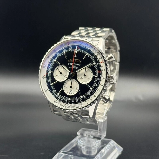 Navitimer B01 Chronograph 46 -0593 Navitimer B01 Chronograph 46 -0593