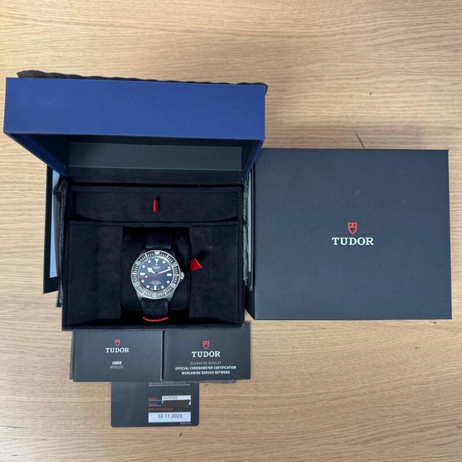 Pelagos FXD Alinghi Red Bull -0597