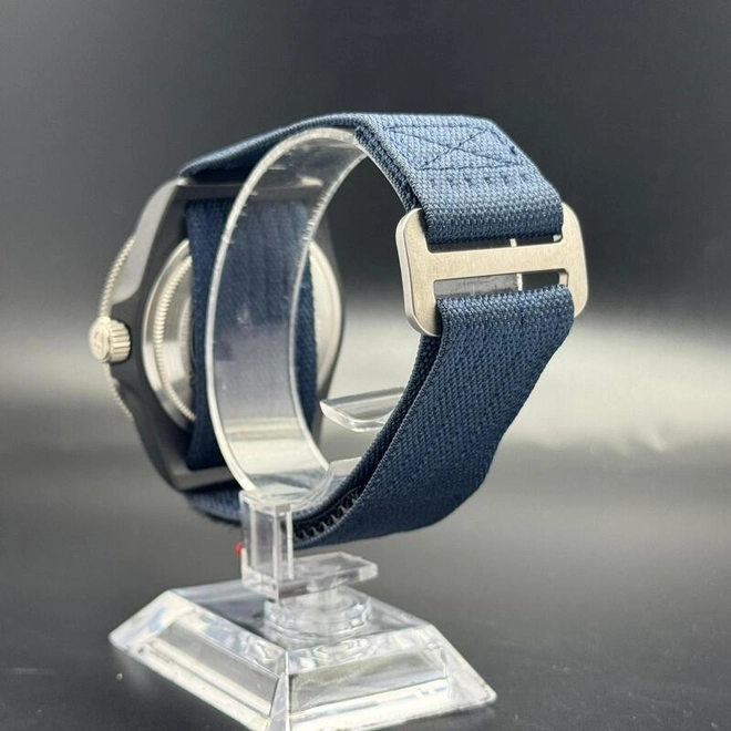 Pelagos FXD Alinghi Red Bull -0597