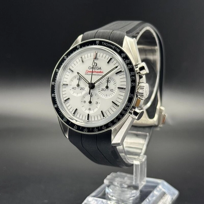 Speedmaster Moonwatch -0506 Speedmaster Moonwatch -0506