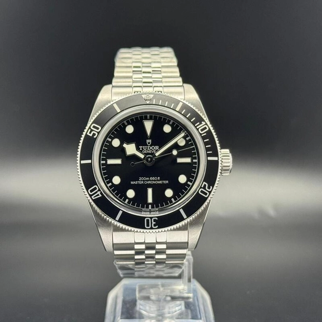 Black Bay 41 -0633 Black Bay 41 -0633