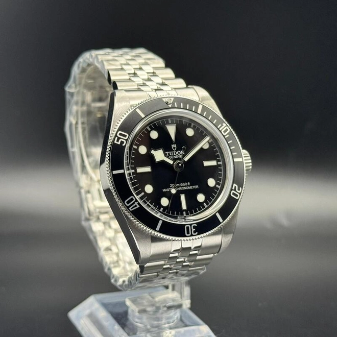 Black Bay 41 -0633 Black Bay 41 -0633