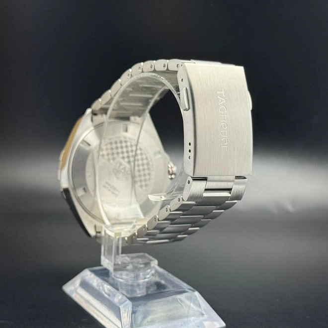 Formula 1 Calibre 5 -0687 Formula 1 Calibre 5 -0687