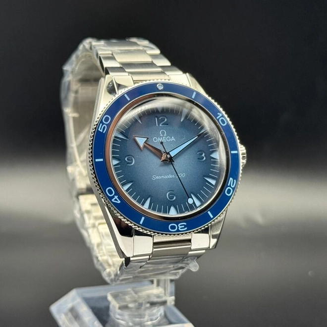 Speedmaster Moonwatch -0700