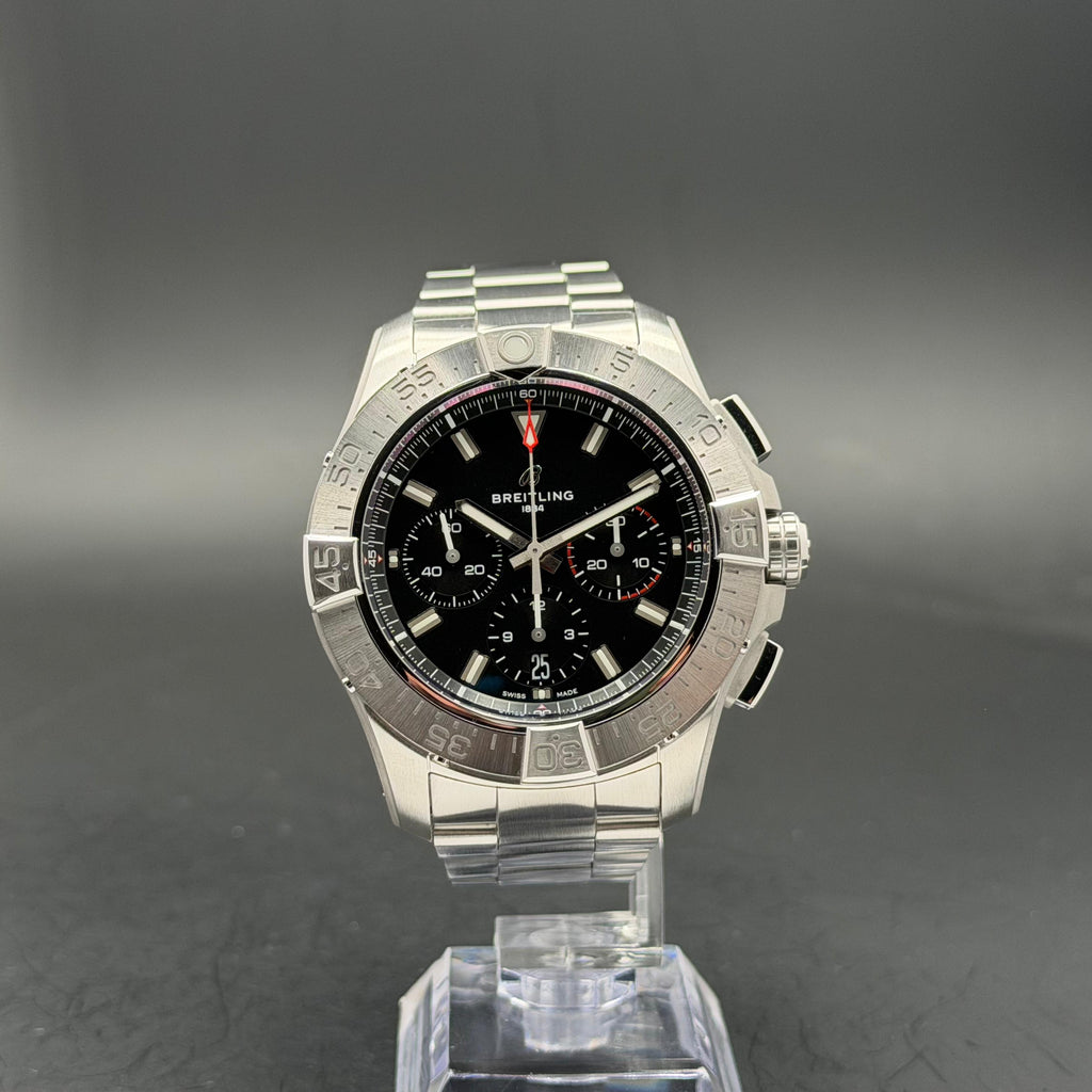 Breitling Avenger | AB0147 | 2025 – Bild 1