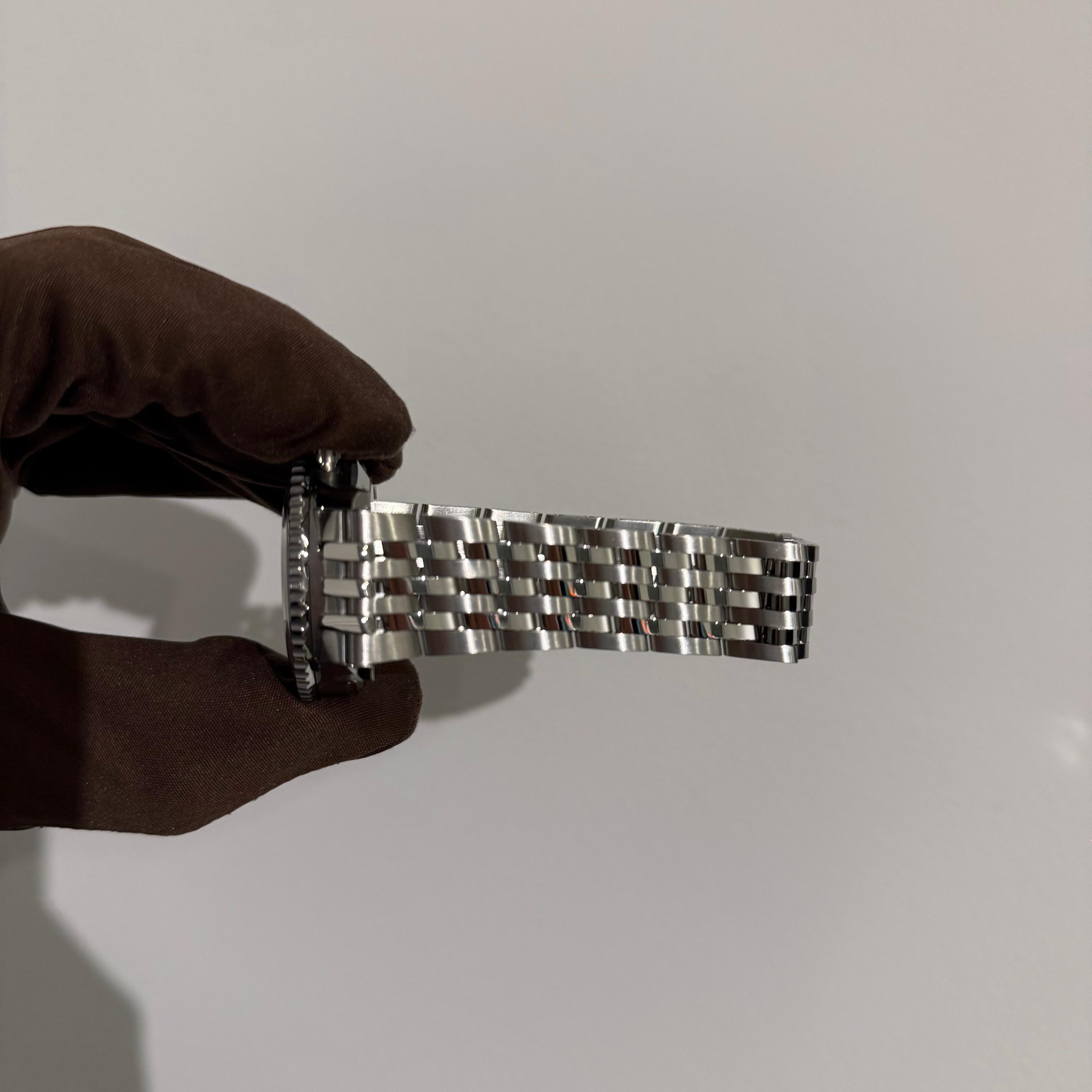 Breitling Navitimer B01 | 2024