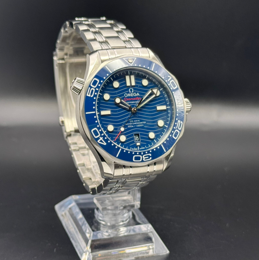 Omega Seamaster Diver 300m