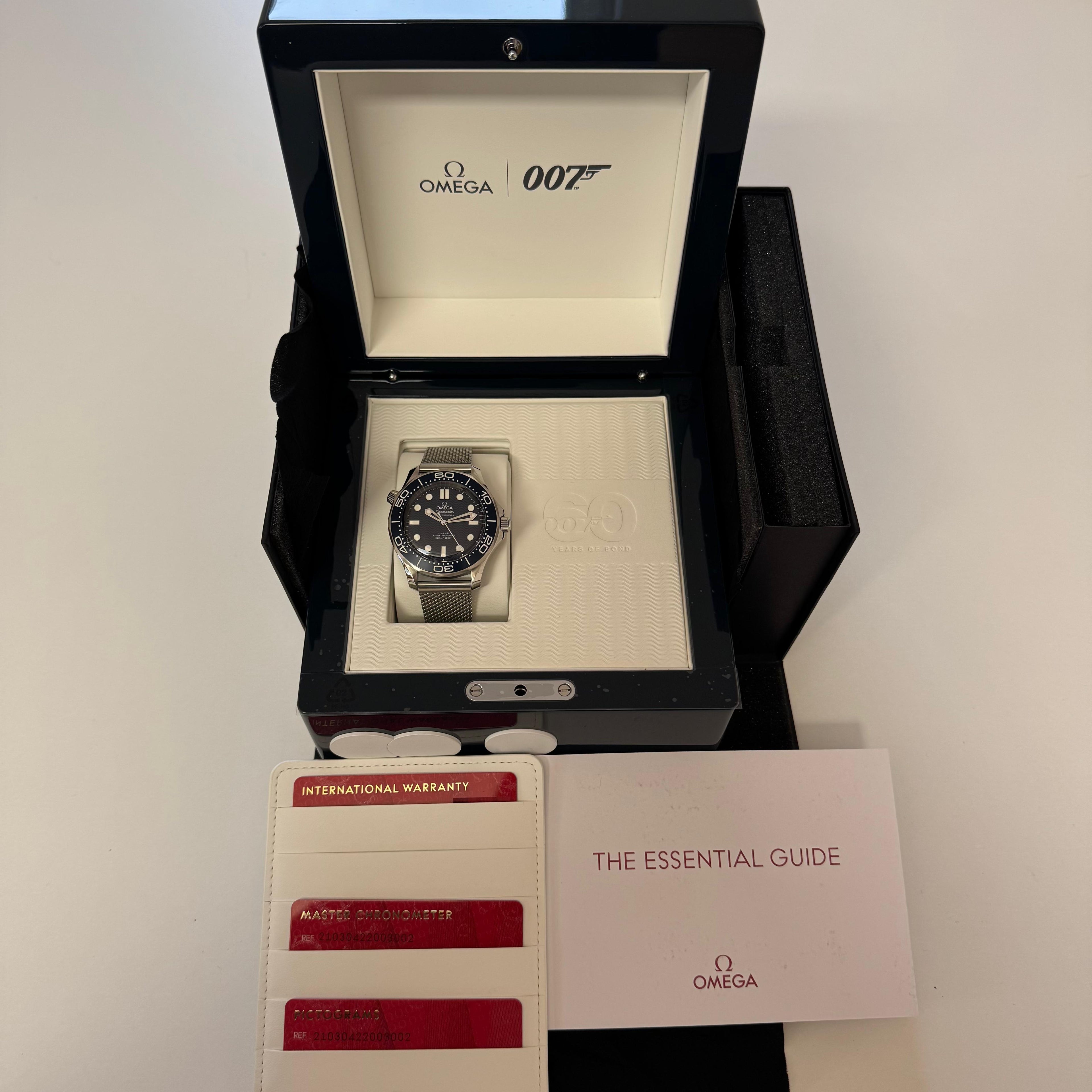 Omega Seamaster Diver 300M James Bond | 2026