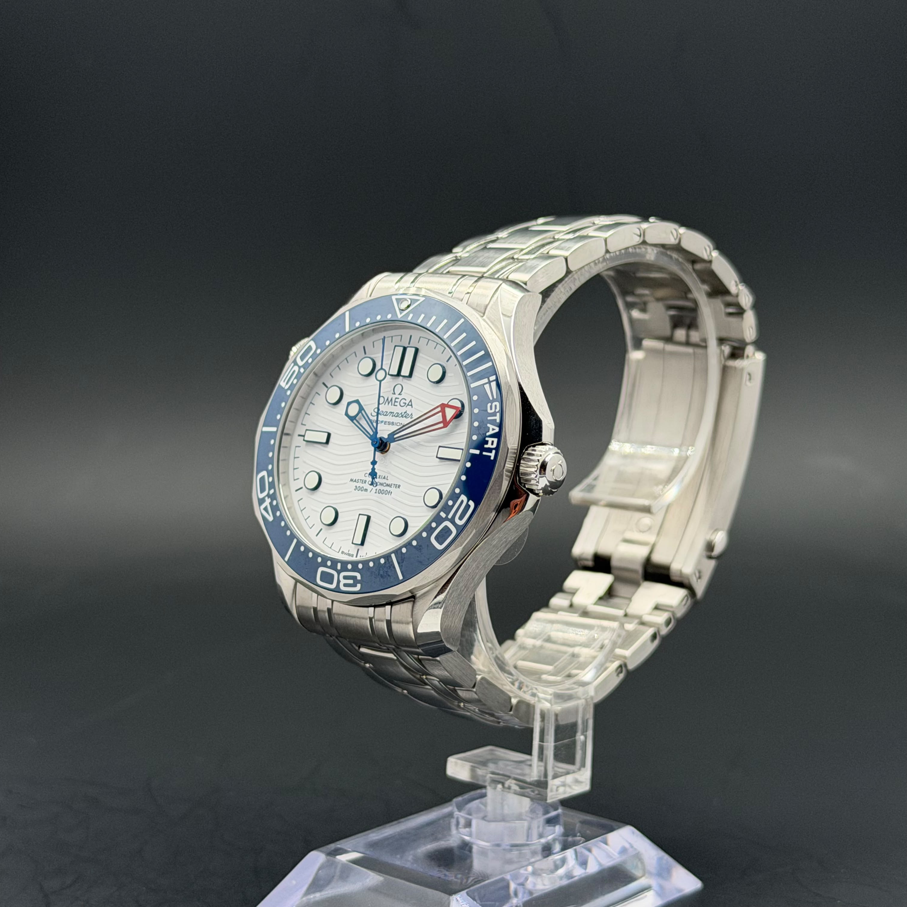 Omega Seamaster Diver 300M | 210.30.42.20.04.002 | 2025
