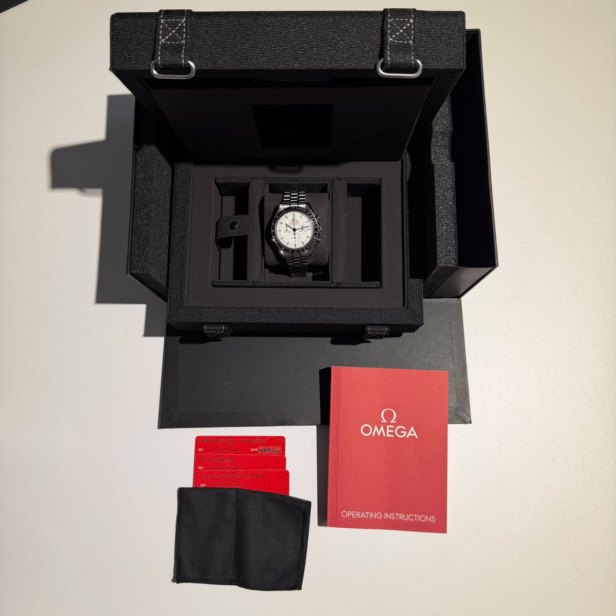 Omega Speedmaster Moonwatch | 310.30.42.50.04.001 | 2024