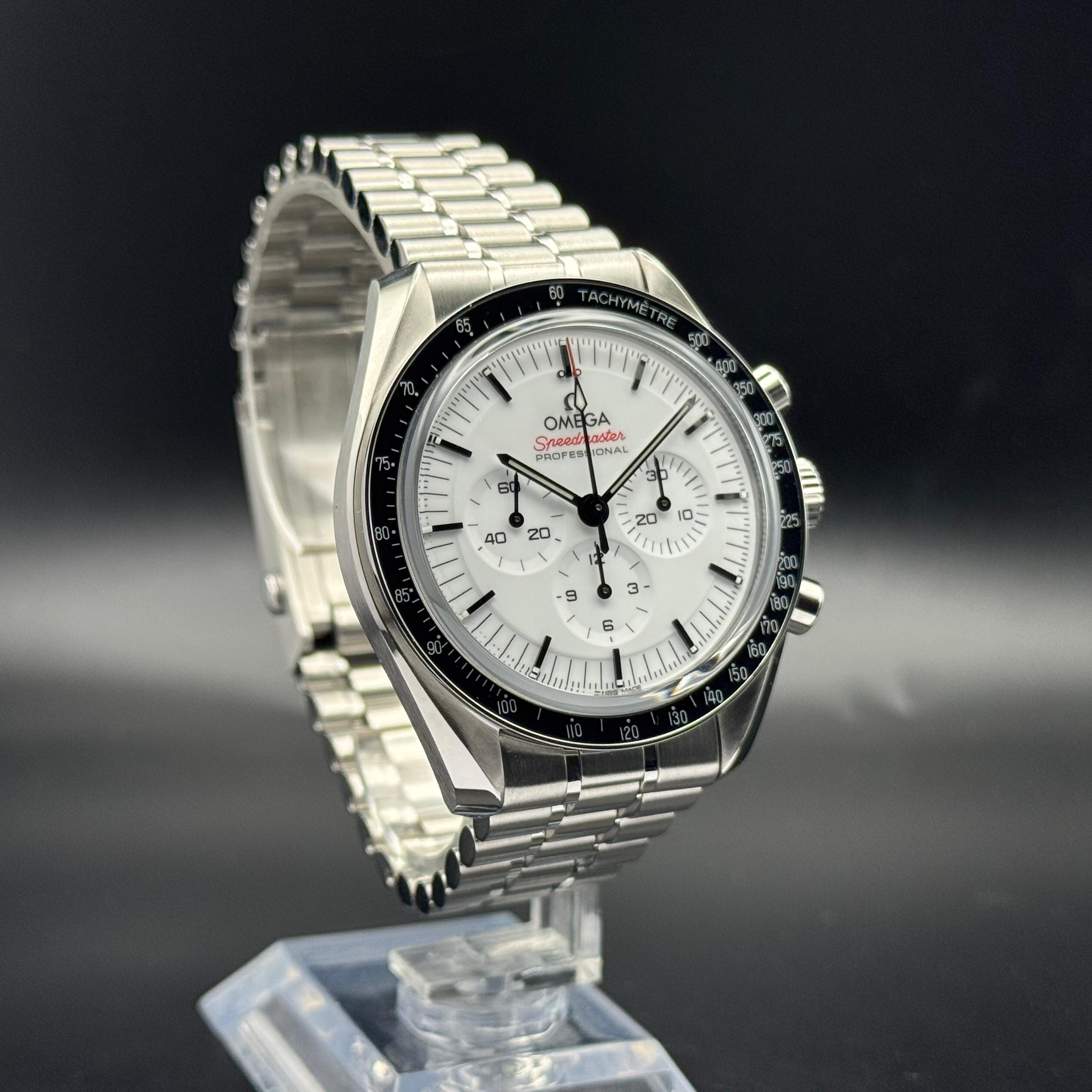 Omega Speedmaster Moonwatch
