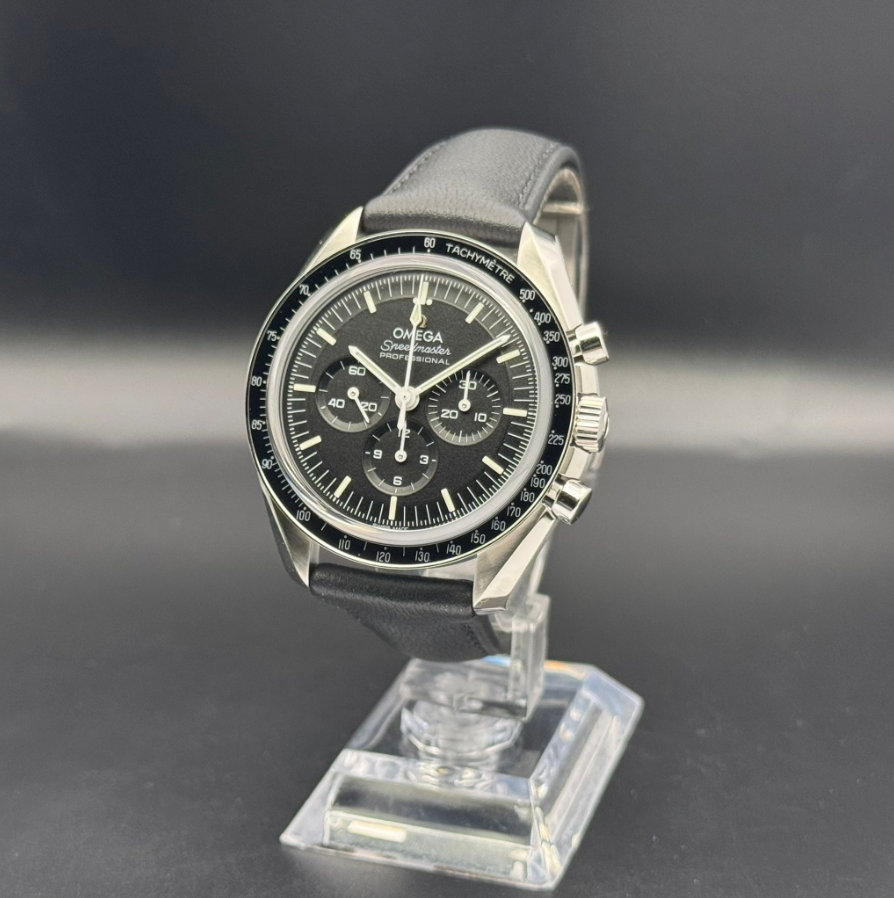 Omega Speedmaster Moonwatch