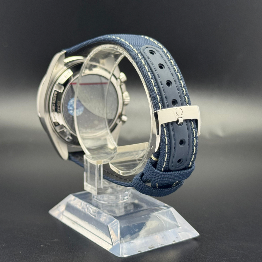 Omega Speedmaster Moonwatch Snoopy