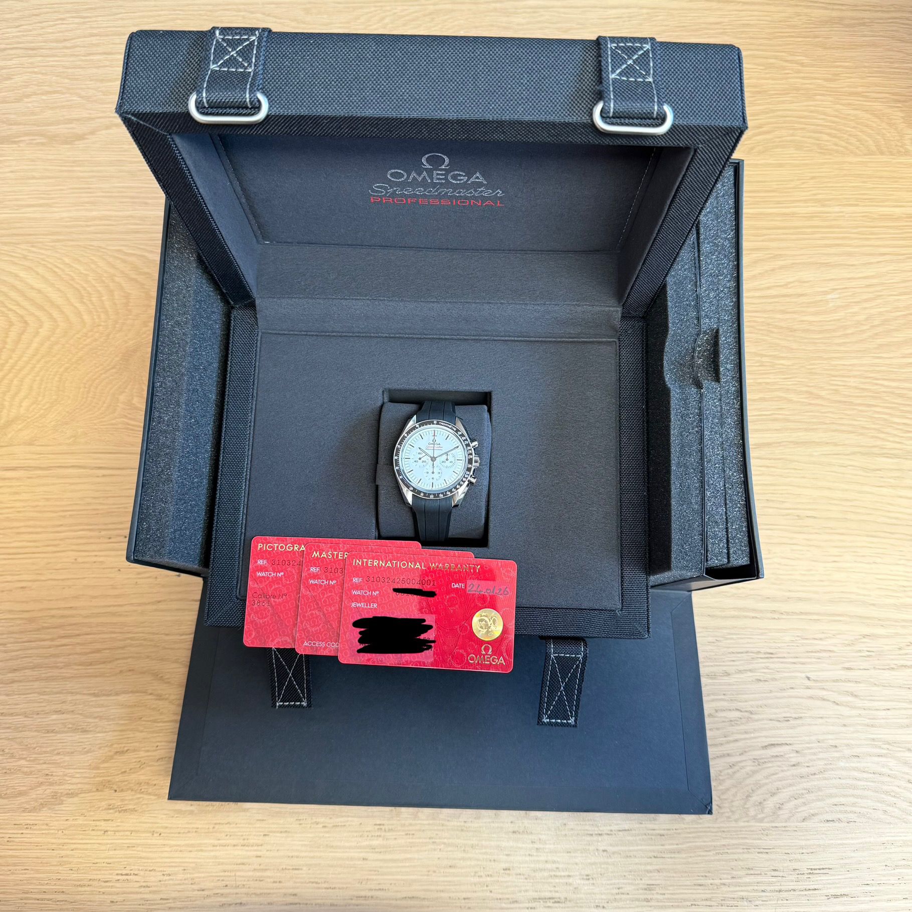 Omega Speedmaster Moonwatch | 2026