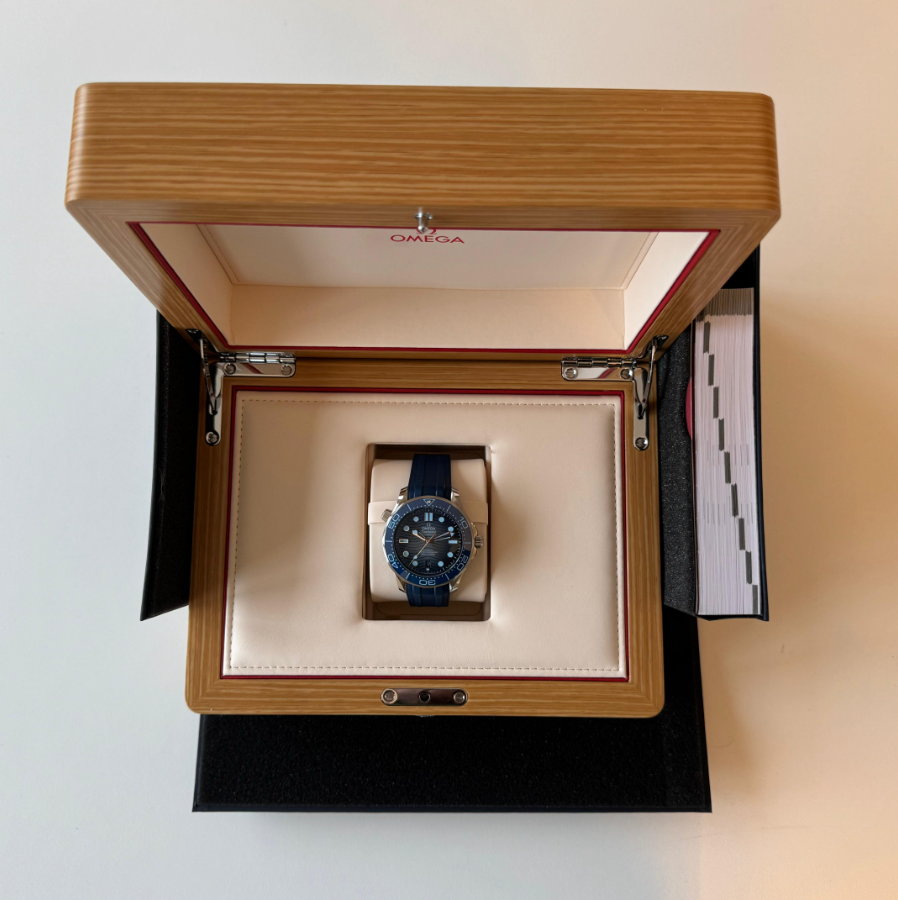 Omega Seamaster Diver 300m