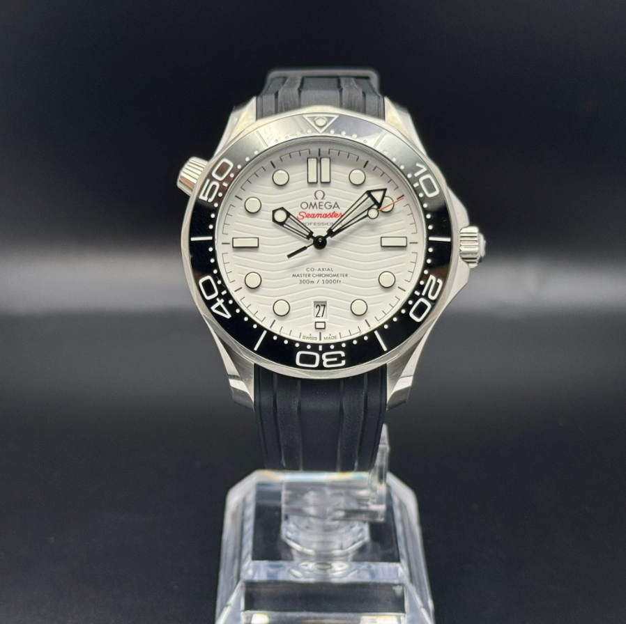 Omega Seamaster Diver 300m