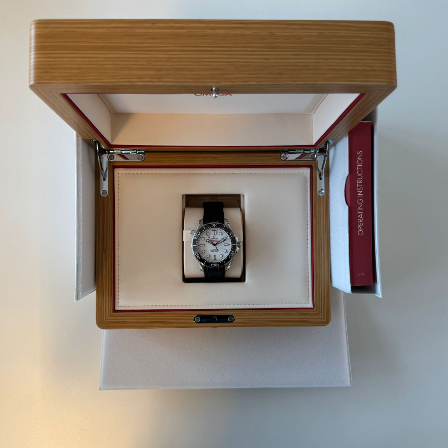 Omega Seamaster Diver 300m