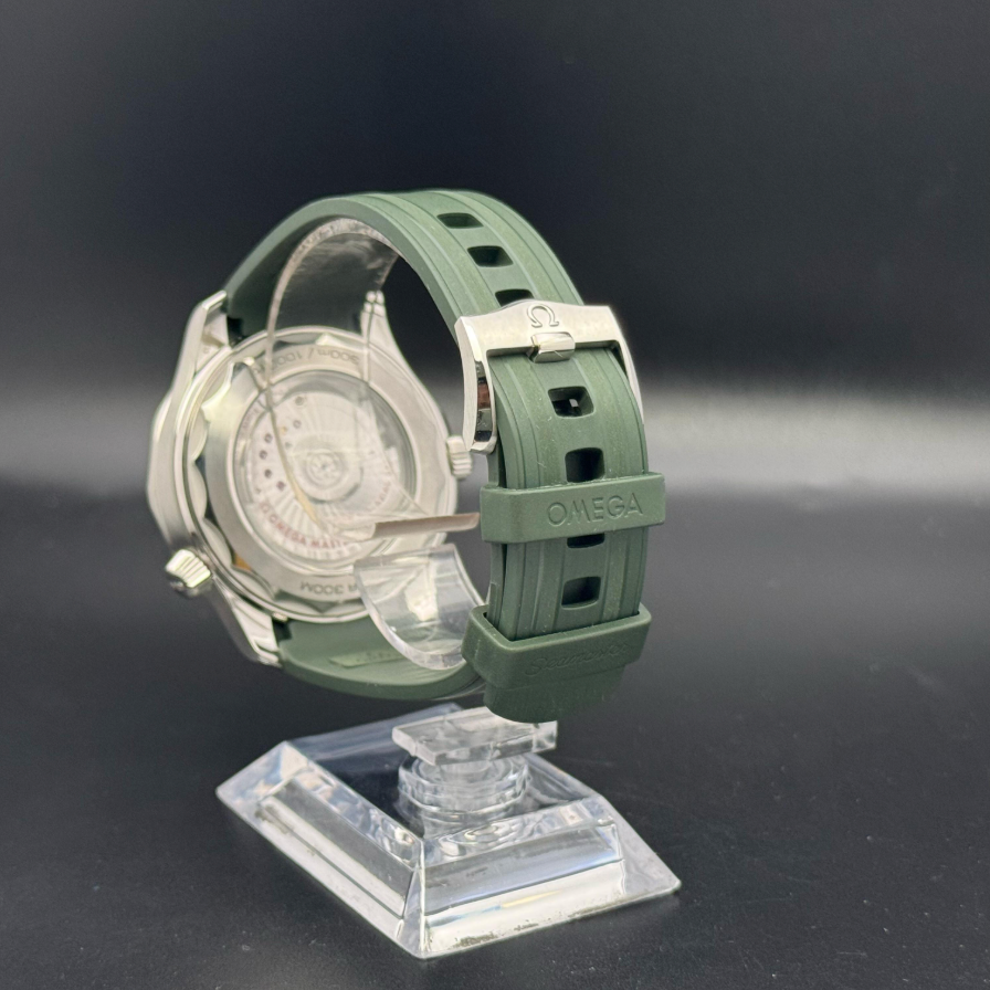 Omega Seamaster Diver 300M