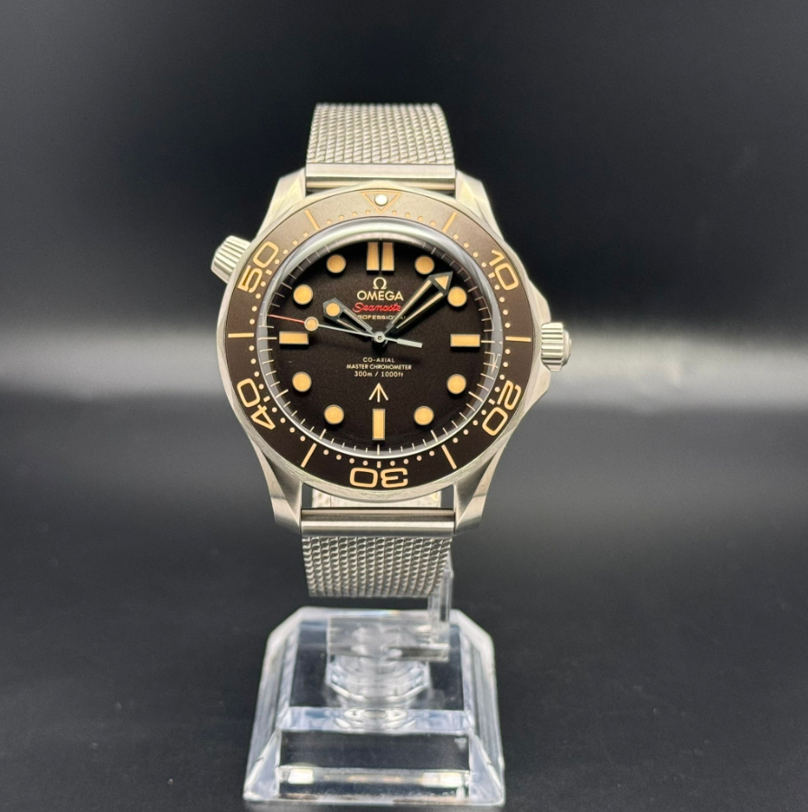 Omega Seamaster Diver 300M James Bond