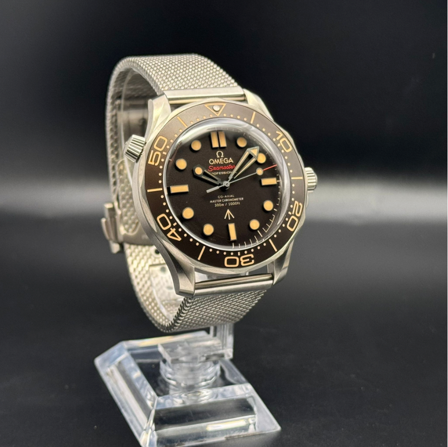 Omega Seamaster Diver 300M James Bond