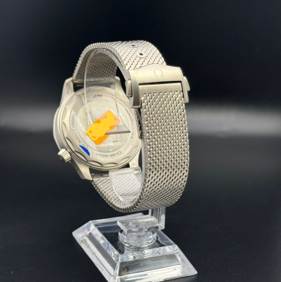 Omega Seamaster Diver 300M James Bond