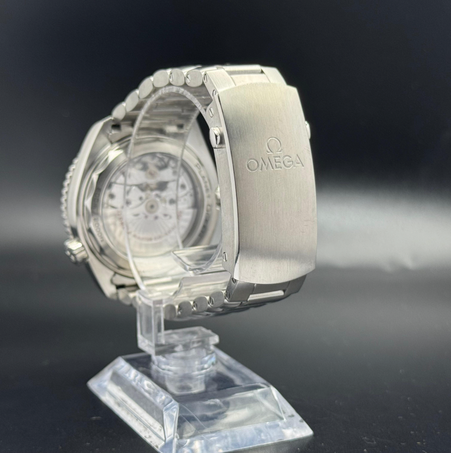 Omega Seamaster Planet Ocean