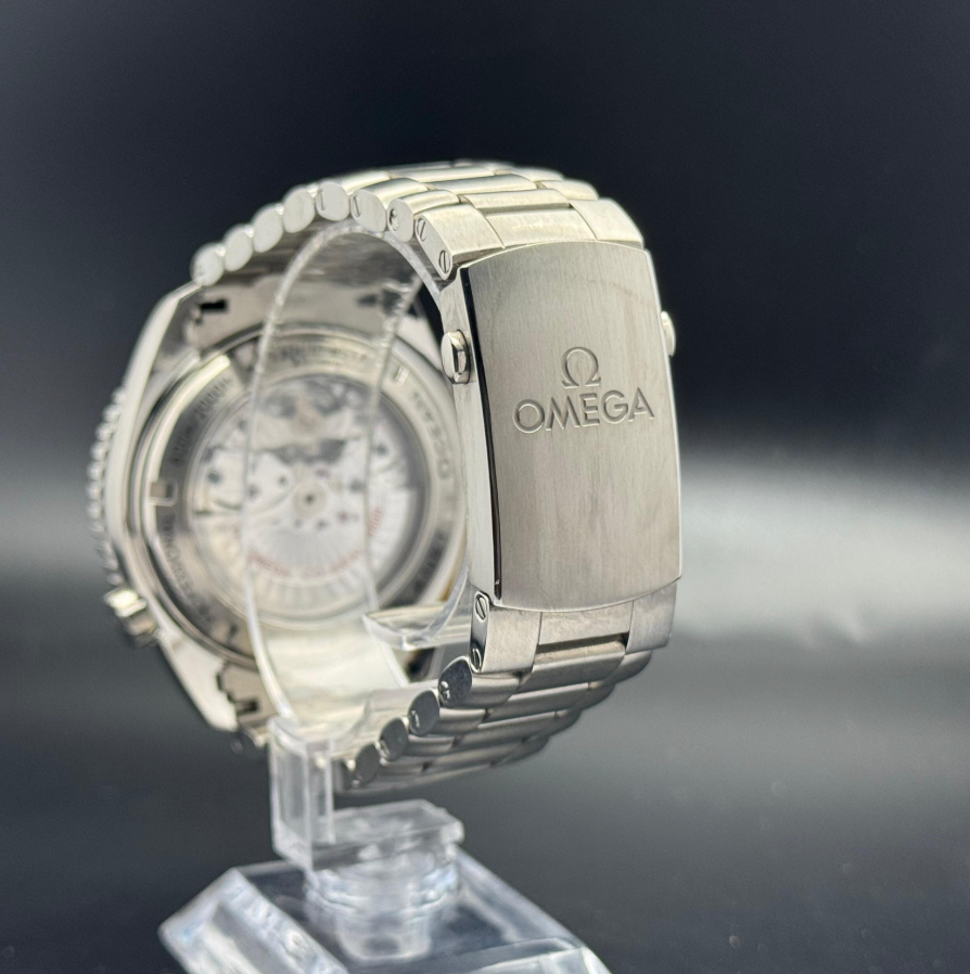 Omega Seamaster Planet Ocean 600M