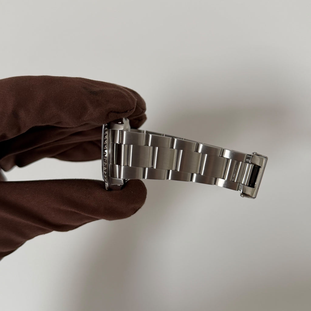 Rolex Submariner | 14060M | 2004