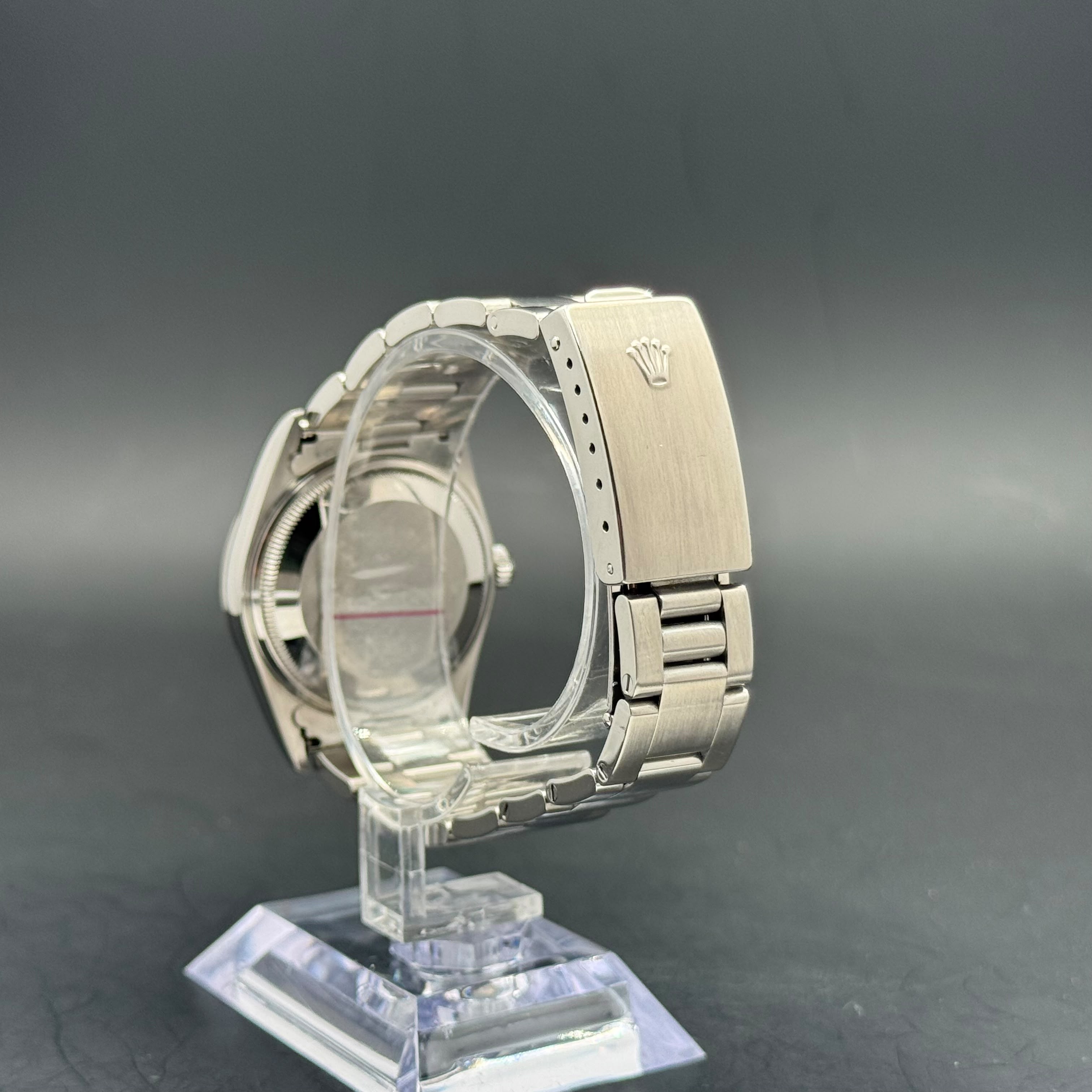 Rolex Oyster Perpetual Date | 15200 | 2000
