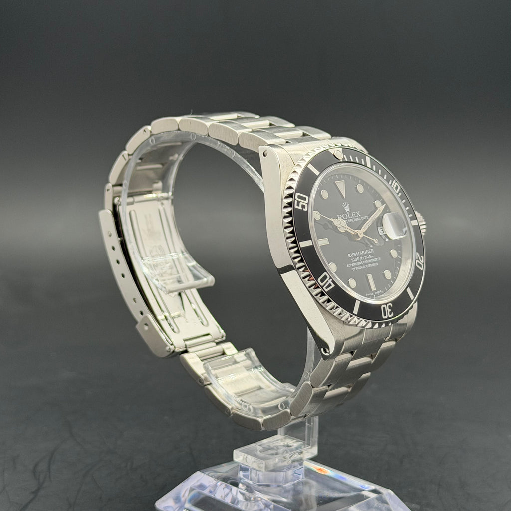 Rolex Submariner Date | 16610 | 2000