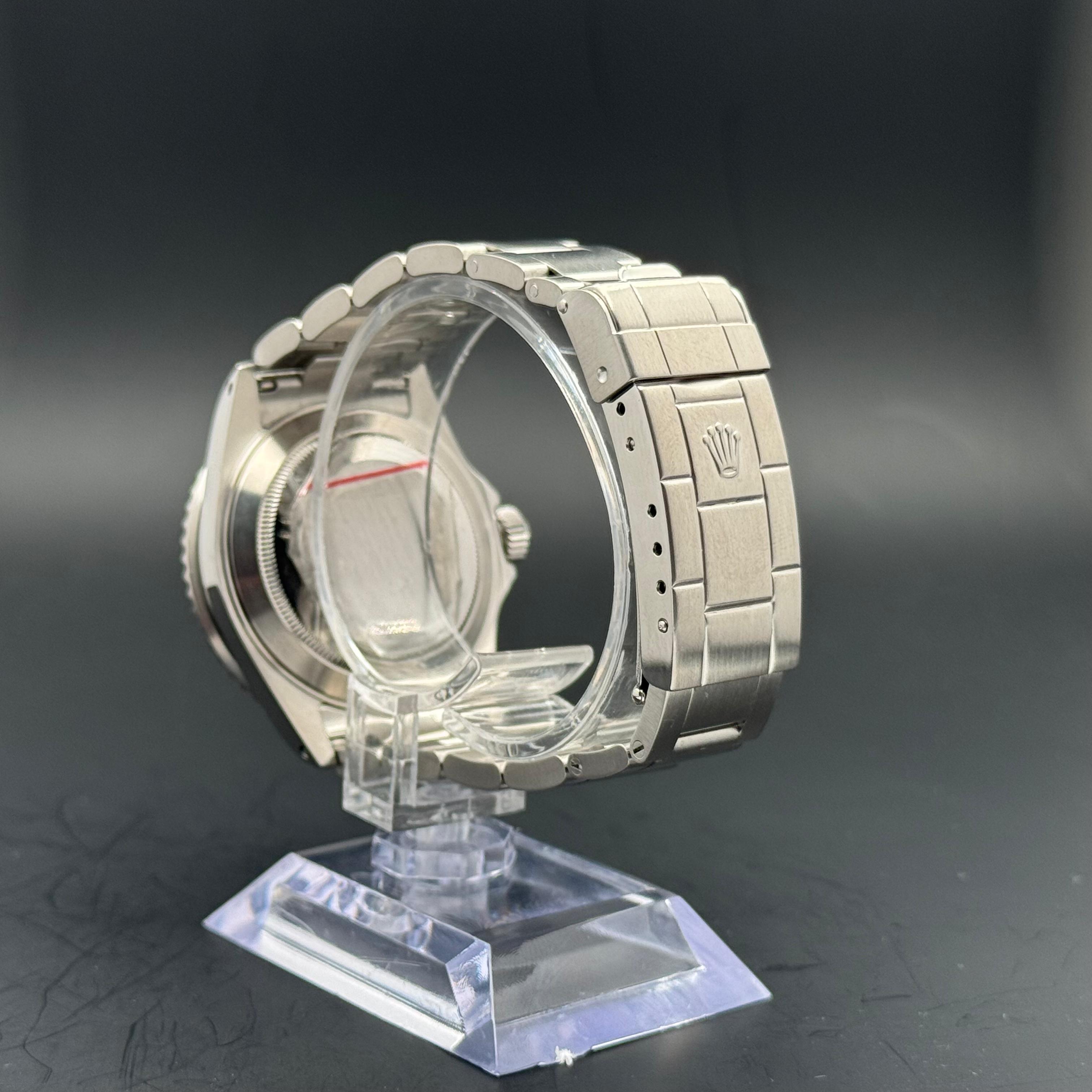 Rolex Submariner Date | 2001